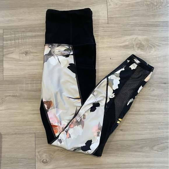 Athleta Powervita High Waist Blossom Intuition Floral Mesh Leggings 7/8 small - Picture 6 of 13
